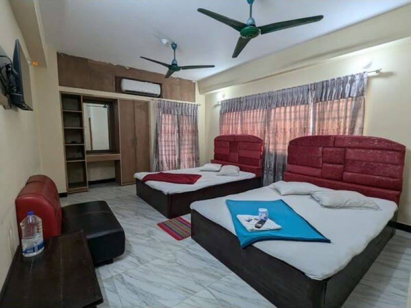 Double Bedroom AC
